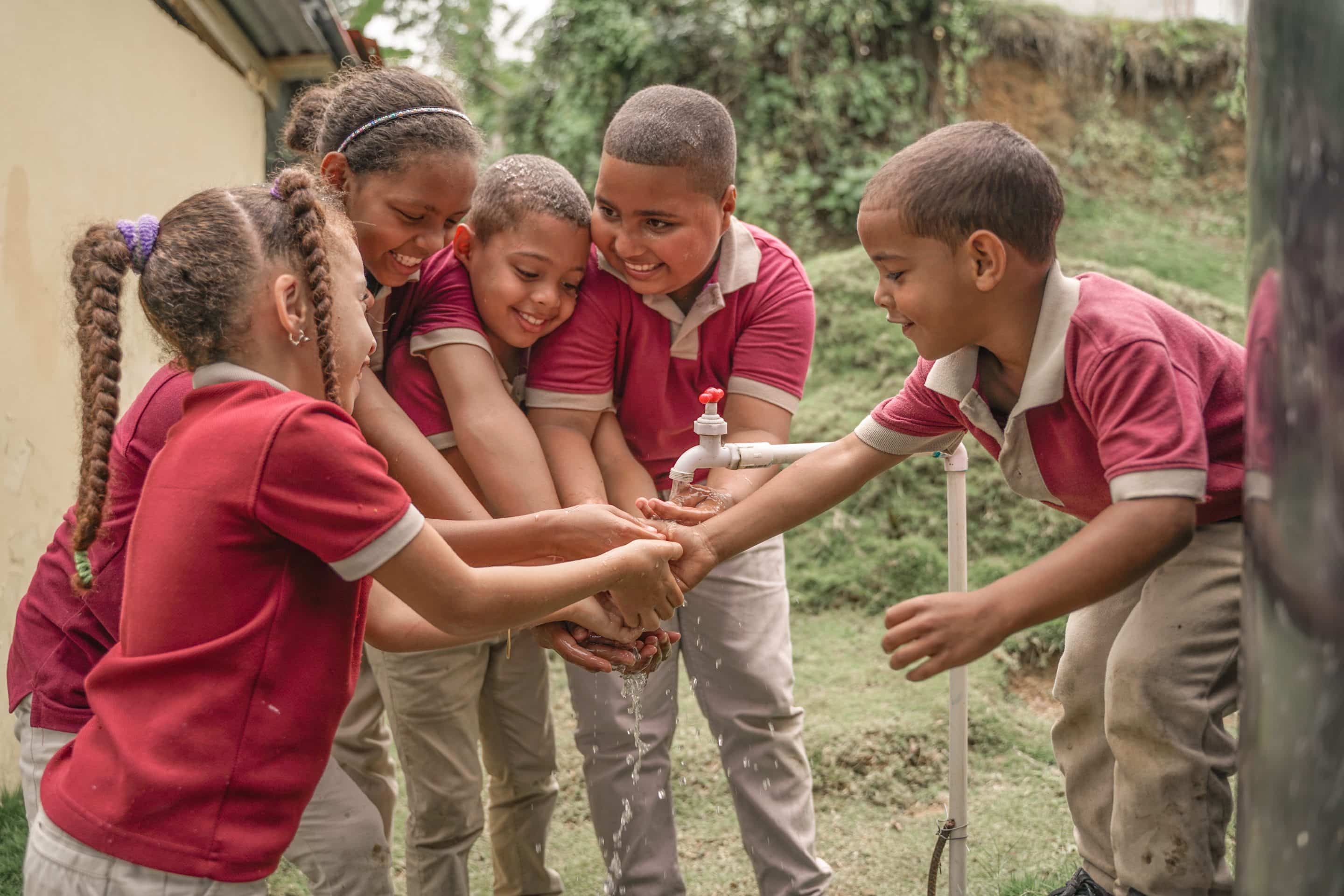 A customs brokerage calls on industry to join blue missions in water for all initiative