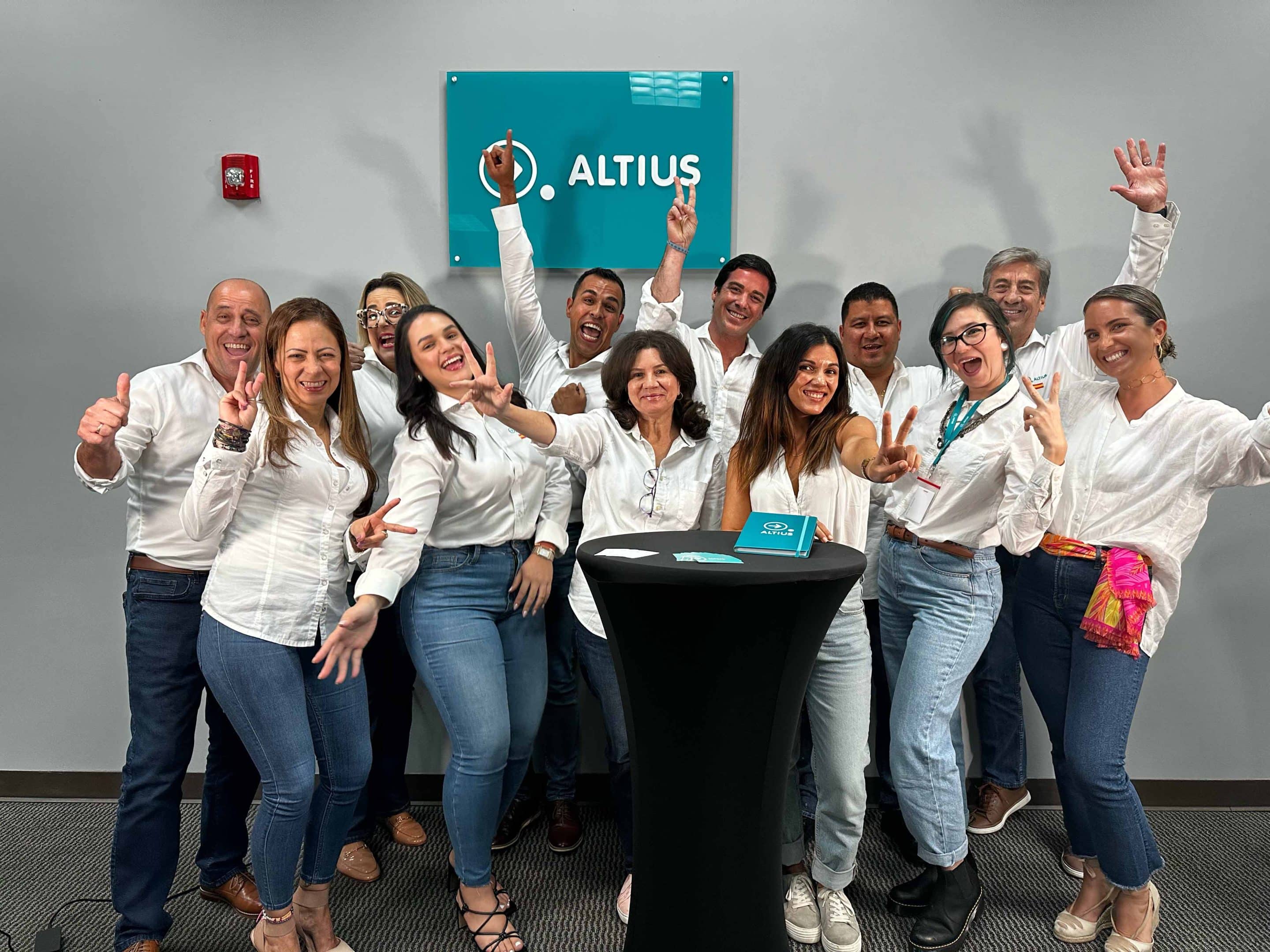 The II Green Energy Forum in Miami Analyzes the Impact of Tariffs, Local Manufacturing, and the Future of U.S. Energy with the Participation of Over 20 Leading Industry Companies