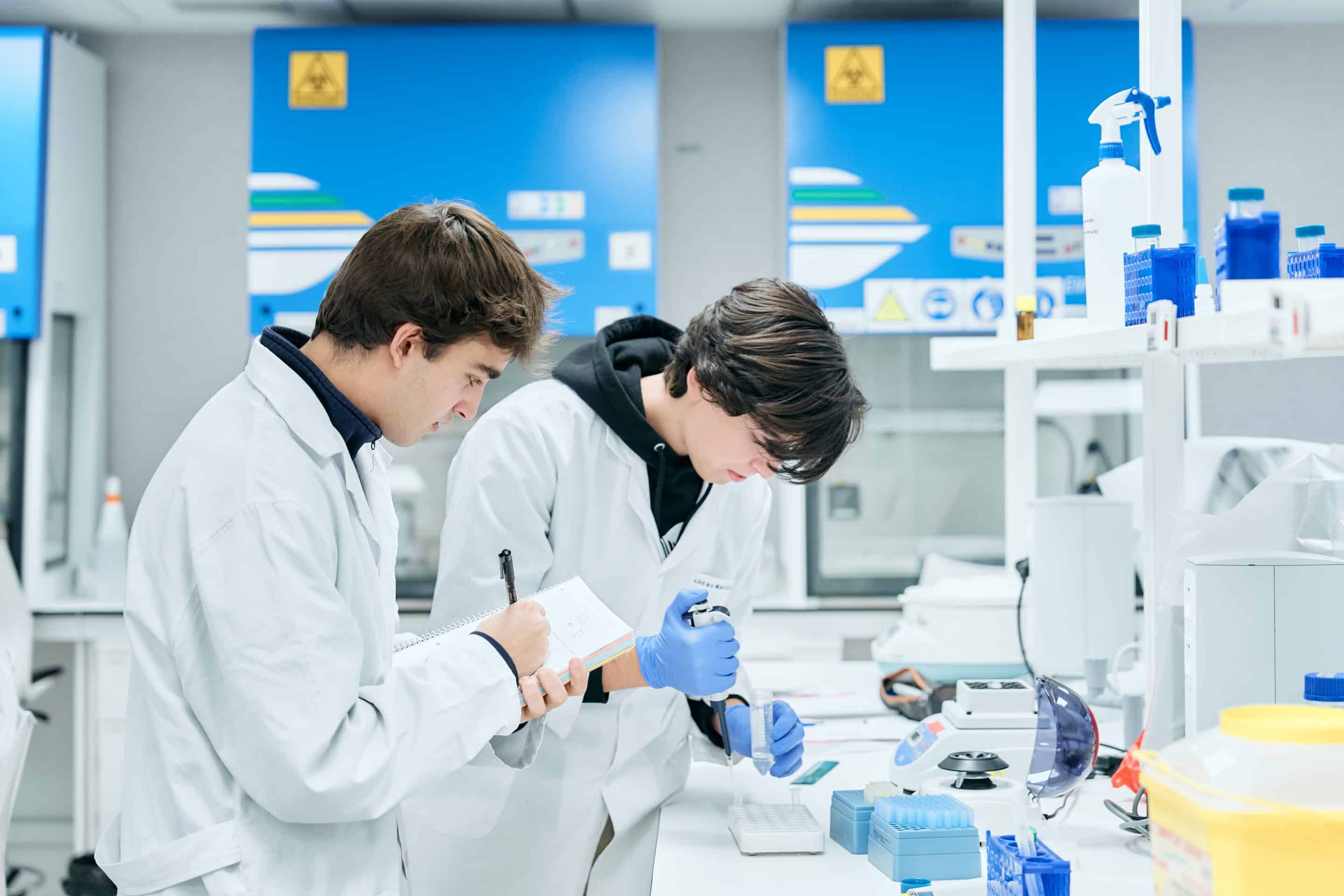 How the International Double Degrees at Universidad CEU San Pablo Enrich University Education