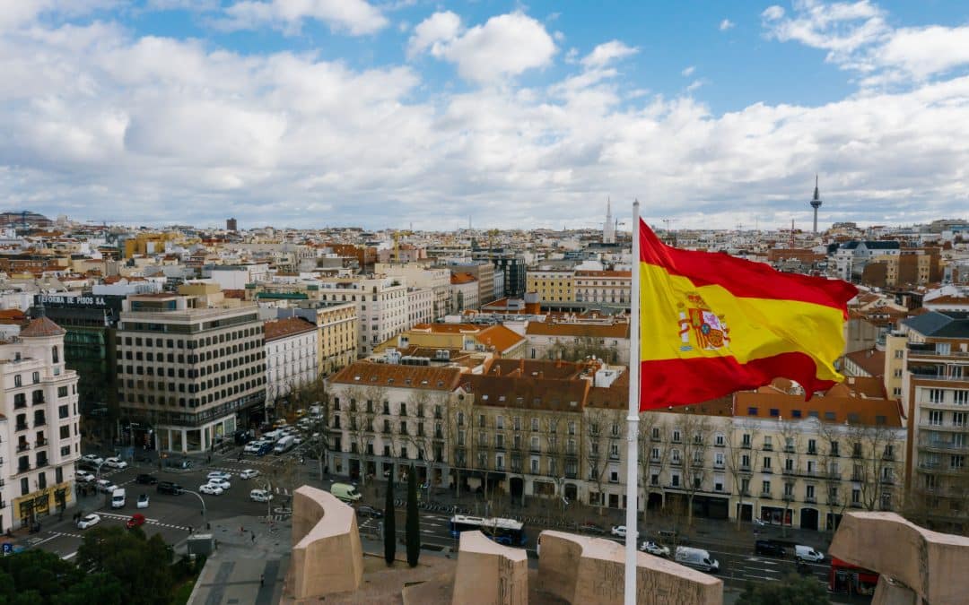 I’m a U.S. Citizen with a U.S. Business, and I Want to Move to Spain: What Do I Need to Consider?